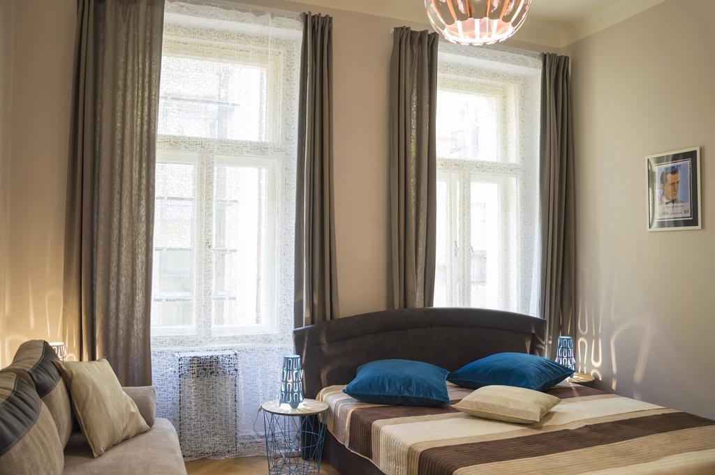 Modern Apartment Zlatnicka 8 Prag Exteriör bild
