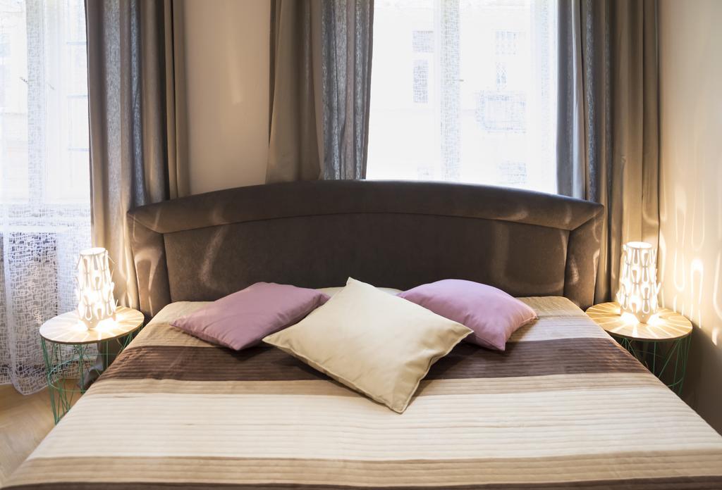 Modern Apartment Zlatnicka 8 Prag Exteriör bild