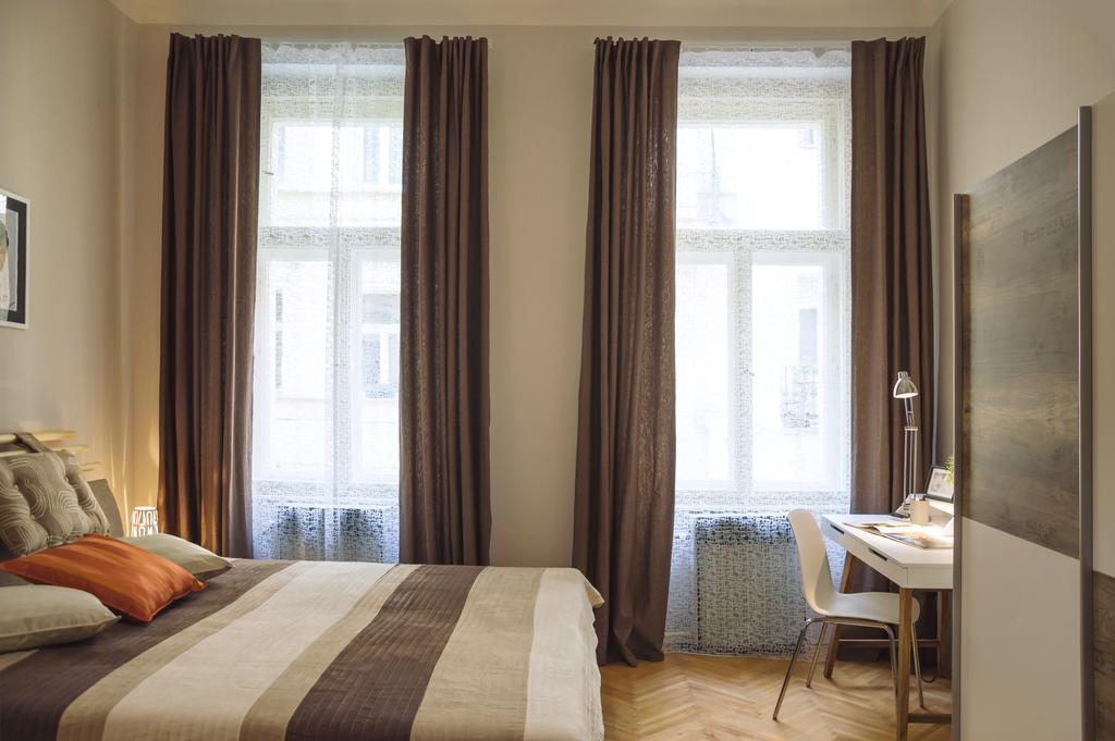 Modern Apartment Zlatnicka 8 Prag Exteriör bild